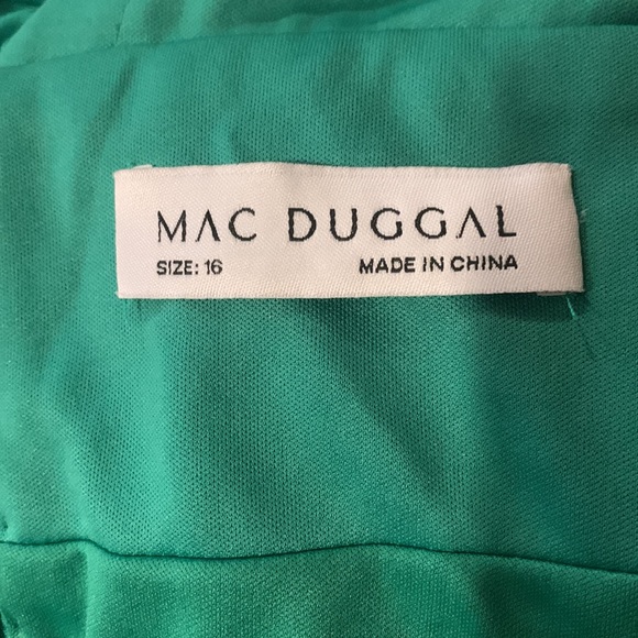 Sleeveless Draped A-Line Gown - Picture 5 of 5